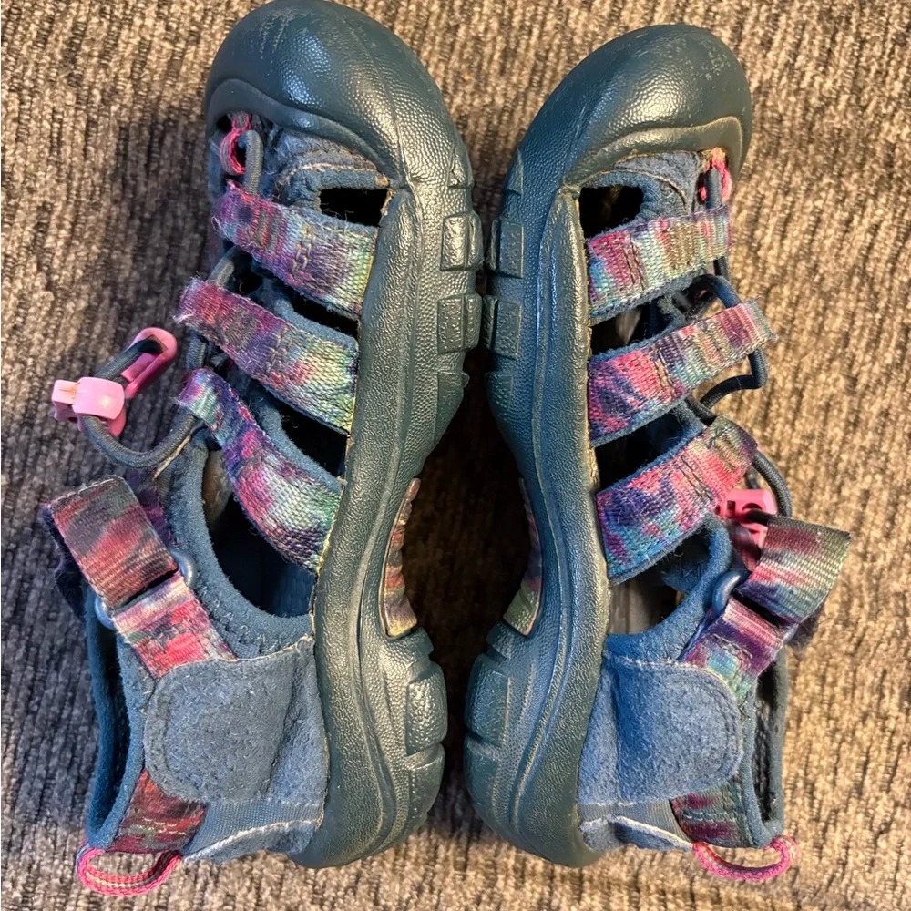 Keen Little Girls Newport H2 Outdoor Hiking Sandal Blue Pink Multicolor Size 11